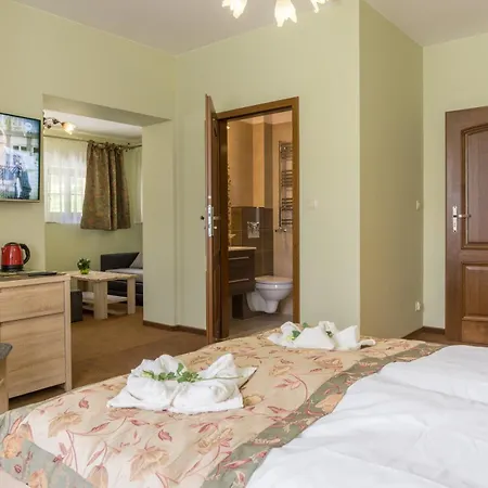 Hanka Ze Sniadaniami Bed & Breakfast 3*