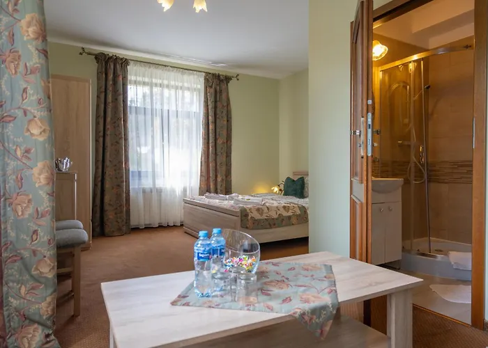 Nocleg ze śniadaniem Hanka Ze śniadaniami 3*