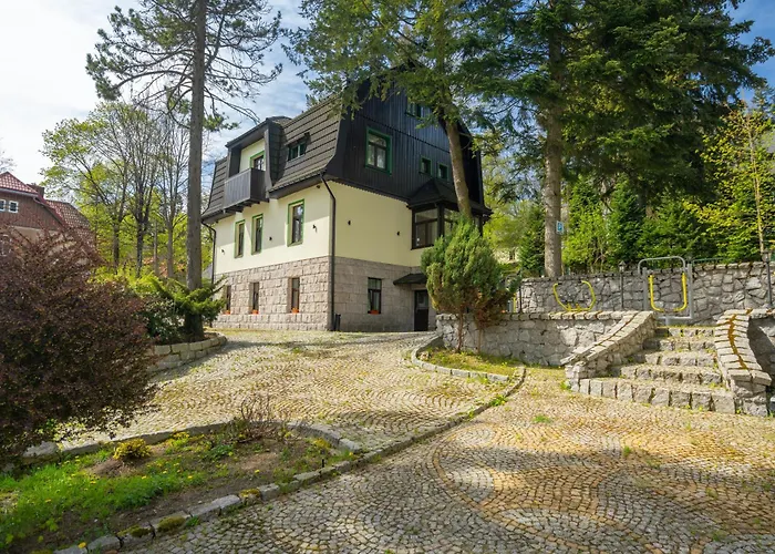 Hanka Ze śniadaniami Nocleg ze śniadaniem 3*