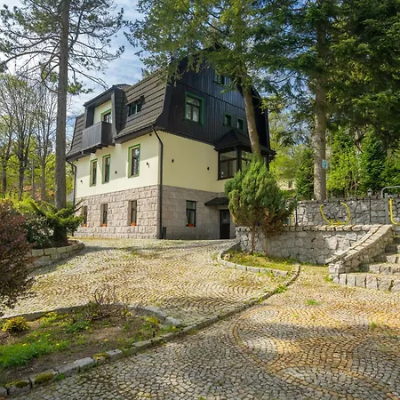Hanka Ze Sniadaniami B&B 3*