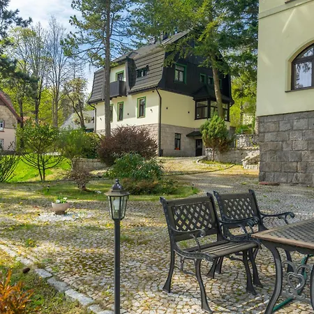 Bed & Breakfast Hanka 3*